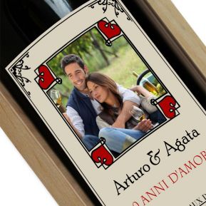 Vino con etichetta foto personalizzata cornice cuore