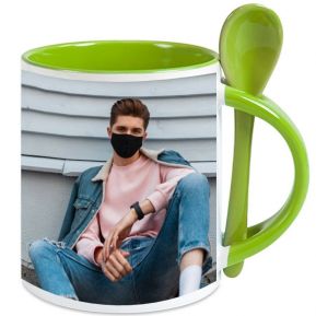 Tazza colorata personalizzata con cucchiaio Tazza colorata personalizzata con cucchiaio